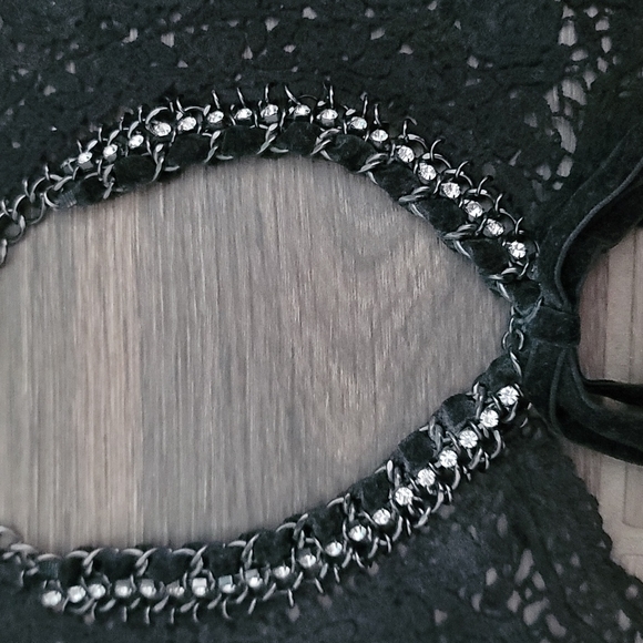 Lace collar necklace - Picture 3 of 4